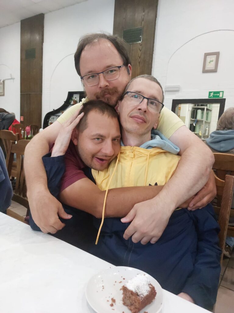 Trzecie zdjęcie fundacji OVILE
